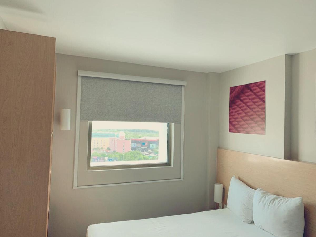 Ibis Cancun Centro Exterior foto